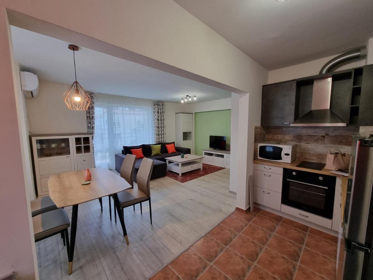 Flora - Beautiful *New* Apartment To The Beach Burgas Exterior foto
