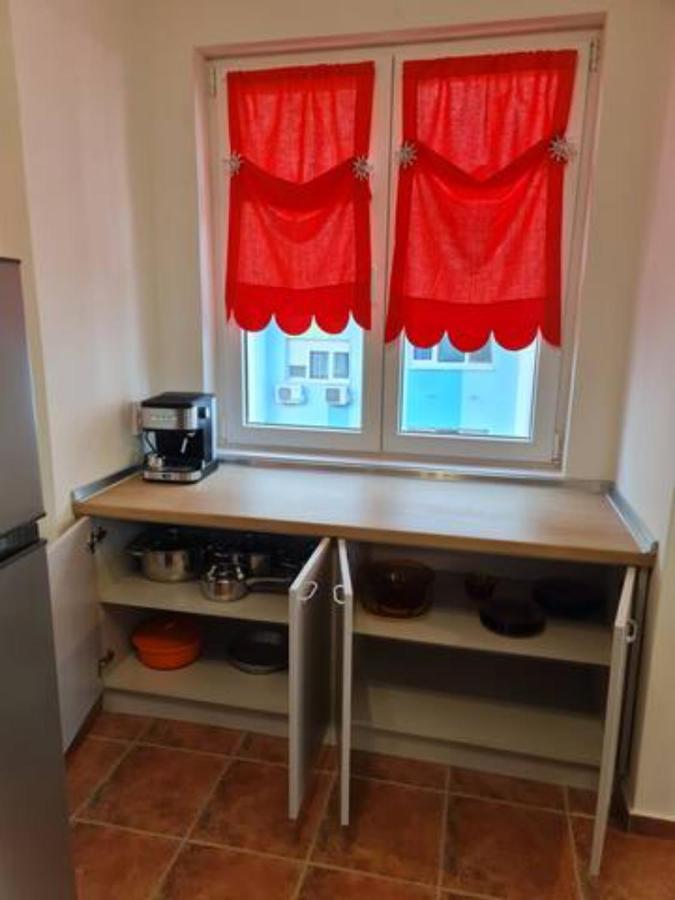 Flora - Beautiful *New* Apartment To The Beach Burgas Exterior foto